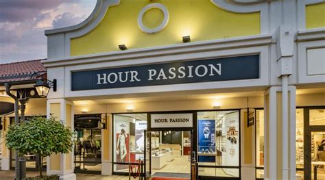 Hour Passion Outlet, Parndorf Designer Outlet .